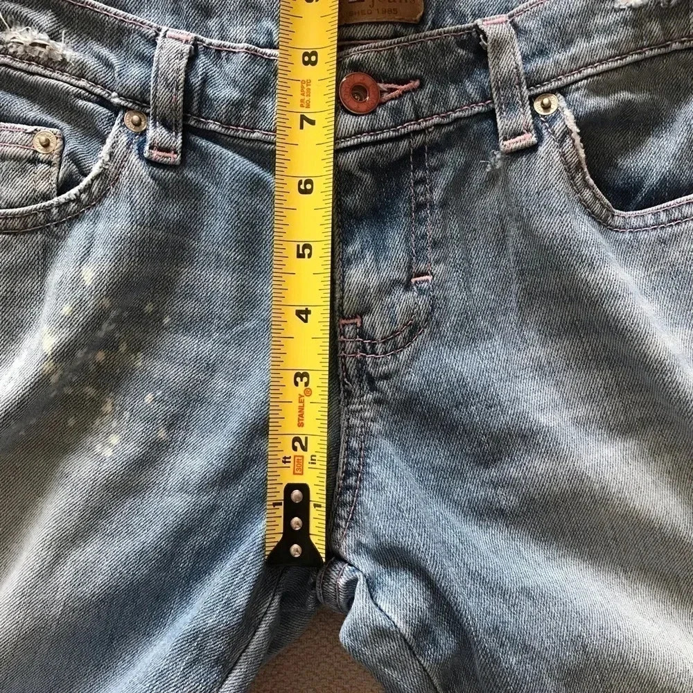 Tommy Hilfiger Capri Distressed Cropped Jeans - Picture 6 of 7